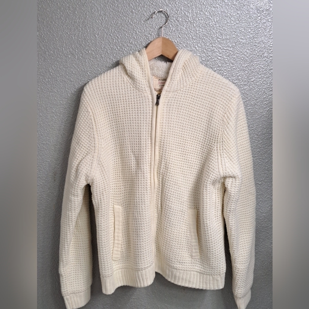 Ashley Sunrise Collection Waffle Knit Sweater/Jacket      Size L